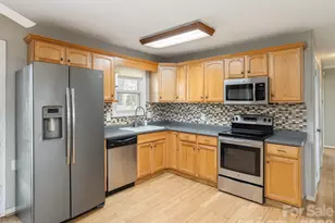 5057 Howard Gap Rd, Flat Rock, NC 28731 - Photo 7