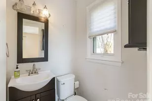 5057 Howard Gap Rd, Flat Rock, NC 28731 - Photo 17