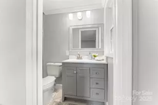 2210 24th St Cir NE, Hickory, NC 28601 - Photo 17