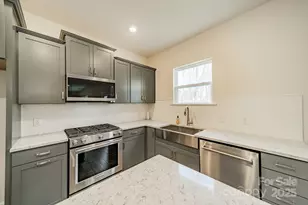 6012 Chumbley Pt Rd, Charlotte, NC 28215 - Photo 19