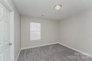 524 Lightspun Ln, Charlotte, NC 28216 - Photo 13