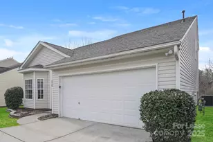 524 Lightspun Ln, Charlotte, NC 28216 - Photo 3