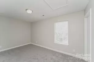 524 Lightspun Ln, Charlotte, NC 28216 - Photo 11