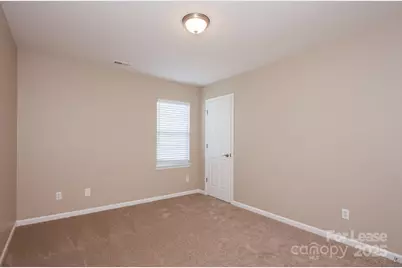 10209 Fairbourne Court, Charlotte, NC 28269 - Photo 11