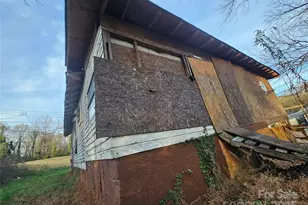 901 W 5th Ave, Gastonia, NC 28052 - Photo 9