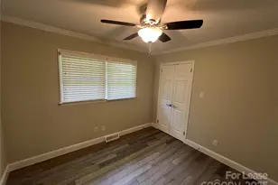 104 Secrest Ave, Belmont, NC 28012 - Photo 5