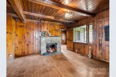 541 Broadway Street, Hendersonville, NC 28739 - Photo 15