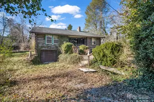 541 Broadway St, Hendersonville, NC 28739 - Photo 1