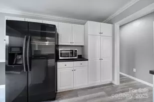 718 Emerson Dr, Mooresville, NC 28115 - Photo 9