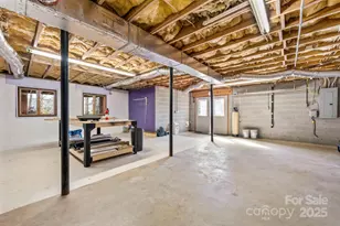 515 N Shore Dr, Hickory, NC 28601 - Photo 37