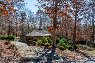 515 N Shore Dr, Hickory, NC 28601 - Photo 7