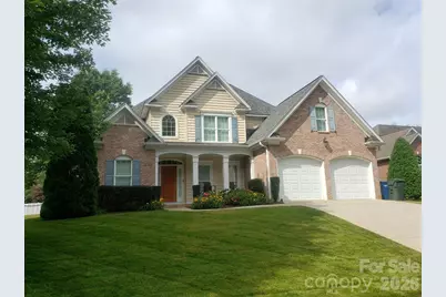 1740 30th Avenue Drive NE, Hickory, NC 28601 - Photo 1