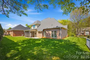 1740 30th Ave Dr NE, Hickory, NC 28601 - Photo 7