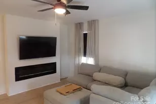 3216 Lasalle St, Charlotte, NC 28216 - Photo 7