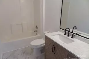 3216 Lasalle St, Charlotte, NC 28216 - Photo 9