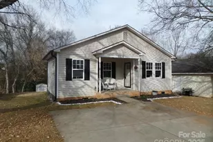 3216 Lasalle St, Charlotte, NC 28216 - Photo 1