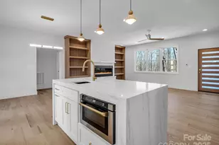 135 Hilltop St, Morganton, NC 28655 - Photo 15