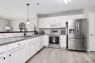 949 Heritage Pkwy, Fort Mill, SC 29715 - Photo 11