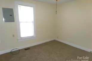 923 Efird St, Albemarle, NC 28001 - Photo 11