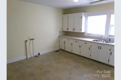 923 Efird Street #97, Albemarle, NC 28001 - Photo 5