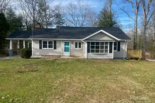 107 L R Smith Ave, Hendersonville, NC 28791 - Photo 1