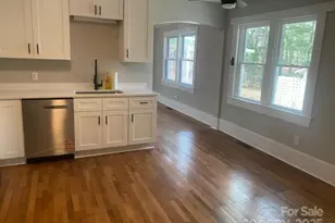 107 L R Smith Ave, Hendersonville, NC 28791 - Photo 9