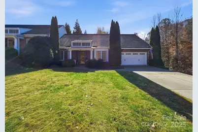 169 42nd Avenue Drive NW, Hickory, NC 28601 - Photo 3