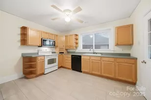 3 Enka Oak St, Candler, NC 28715 - Photo 11