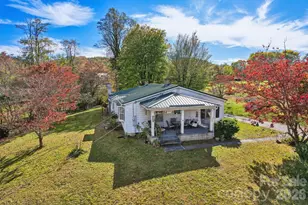 400 Will Hyatt Rd, Waynesville, NC 28786 - Photo 3