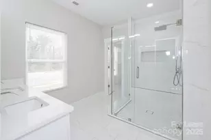 3806 Freedom Dr, Charlotte, NC 28208 - Photo 19