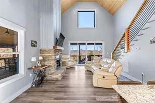 53 Cres Ridge Ln, Nebo, NC 28761 - Photo 11