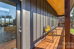 53 Cres Ridge Ln, Nebo, NC 28761 - Photo 9