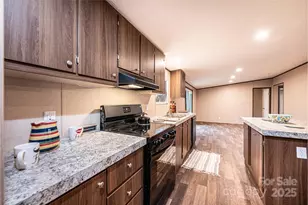 3173 Bear Trail Dr, Lenoir, NC 28645 - Photo 9