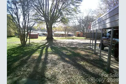 1303 W Dixon Boulevard, Shelby, NC 28152 - Photo 21