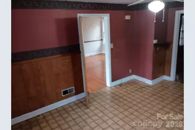 1303 W Dixon Boulevard, Shelby, NC 28152 - Photo 19