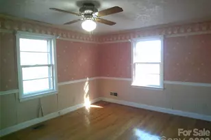 1303 W Dixon Blvd, Shelby, NC 28152 - Photo 9