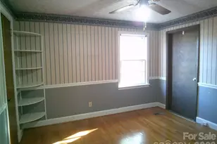 1303 W Dixon Blvd, Shelby, NC 28152 - Photo 17