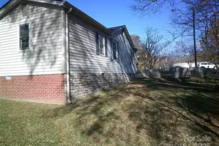 1303 W Dixon Blvd, Shelby, NC 28152 - Photo 13