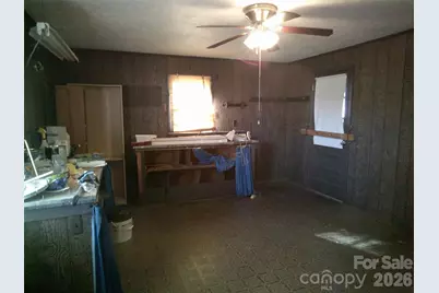 1303 W Dixon Boulevard, Shelby, NC 28152 - Photo 15