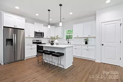 1835 Shannonhouse Drive, Charlotte, NC 28215 - Photo 11