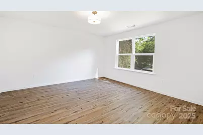 1835 Shannonhouse Drive, Charlotte, NC 28215 - Photo 23