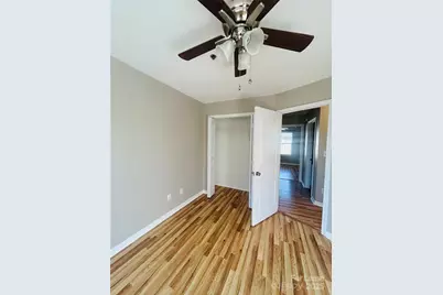 6517 Soapstone Drive, Charlotte, NC 28269 - Photo 17