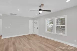 2414 Dickens Ave, Charlotte, NC 28208 - Photo 9