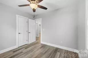 2414 Dickens Ave, Charlotte, NC 28208 - Photo 21