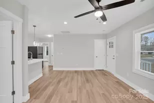 2414 Dickens Ave, Charlotte, NC 28208 - Photo 7