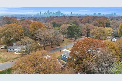 2414 Dickens Avenue, Charlotte, NC 28208 - Photo 31