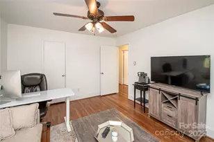 532 Inwood Dr, Charlotte, NC 28209 - Photo 35