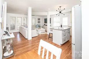 532 Inwood Dr, Charlotte, NC 28209 - Photo 15