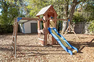 532 Inwood Dr, Charlotte, NC 28209 - Photo 47