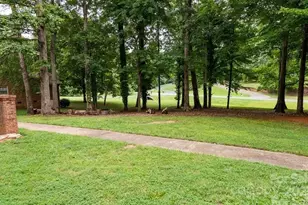 5500 Beaver Dam Ln, Mint Hill, NC 28227 - Photo 3